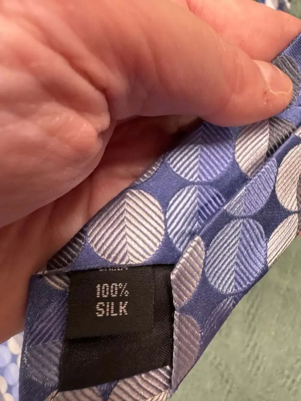 Michael Michael Kors Men's Blue Geometric Circle Pattern 100% Silk Necktie
